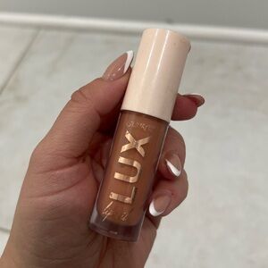 ColourPop LUX Lip Oil Skinny Dip 21E1